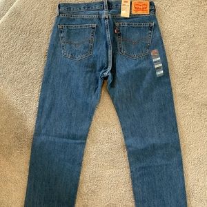 BRAND NEW MEN’S LEVIS!!!!